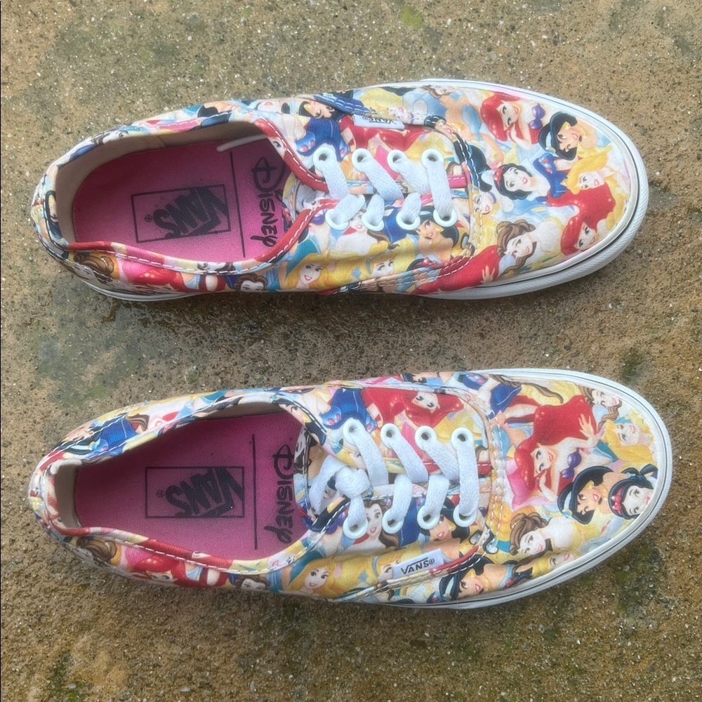 VANS x Disney Princess Old School Sneaker Shoe Women's Size 7 Men's Size 5.5 - Picture 3 of 9